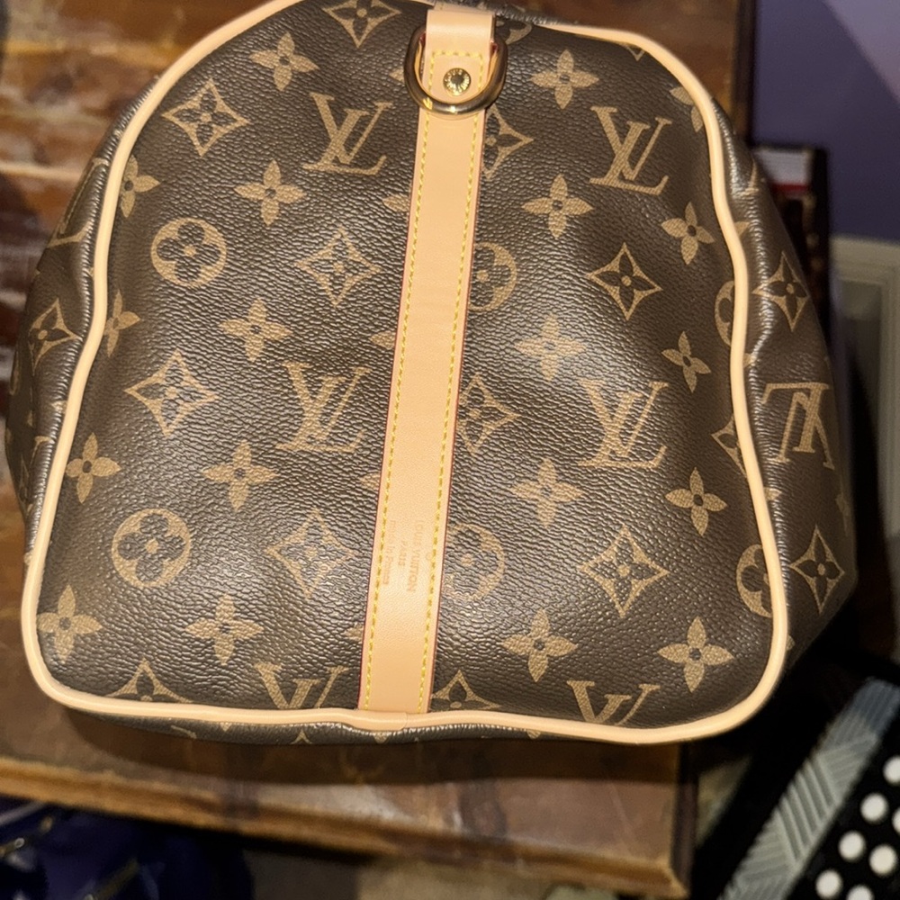 Purse - Picture 4 of 8